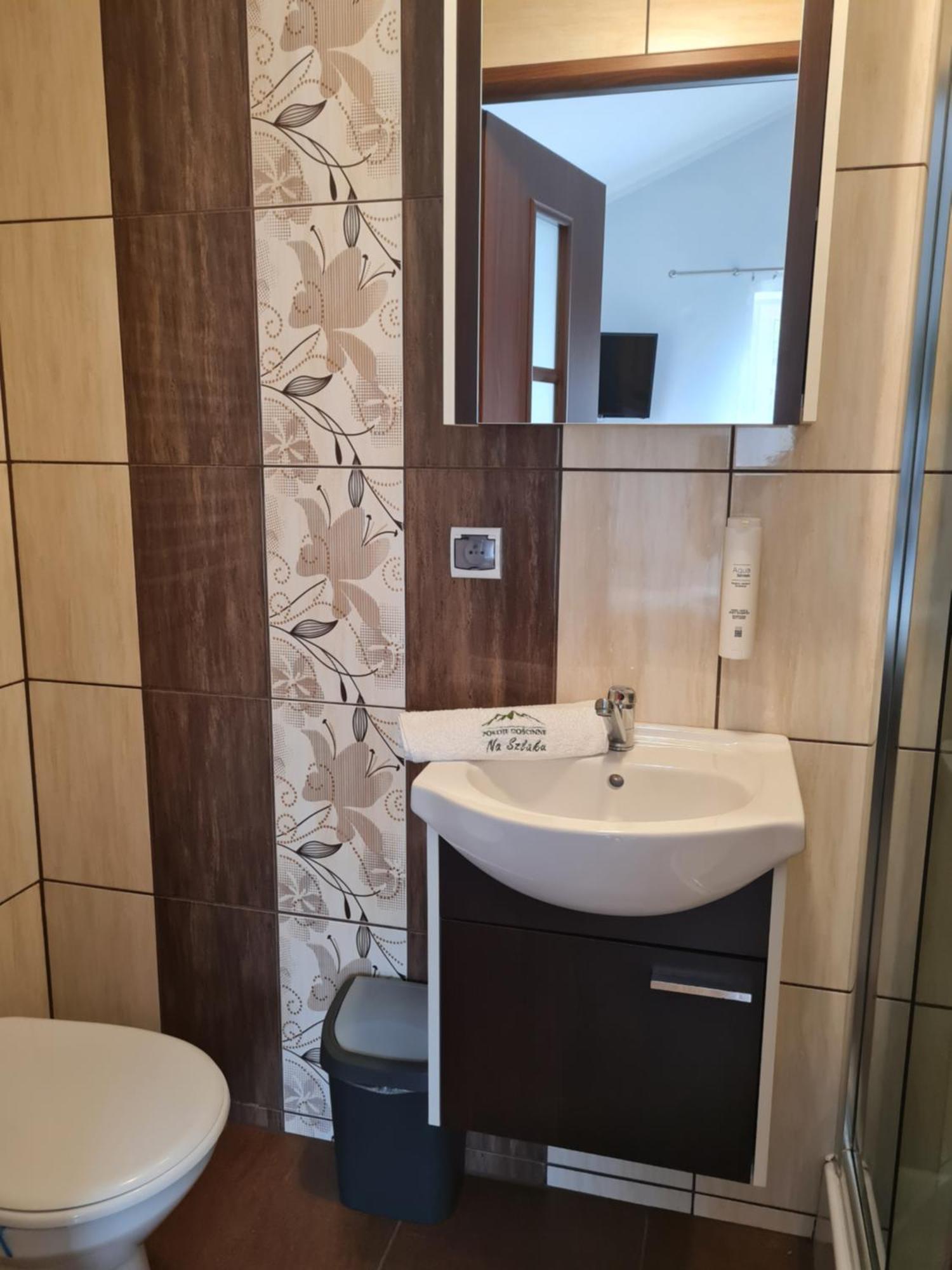 Pokoje Goscinne Na Szlaku Krościenko Exterior foto